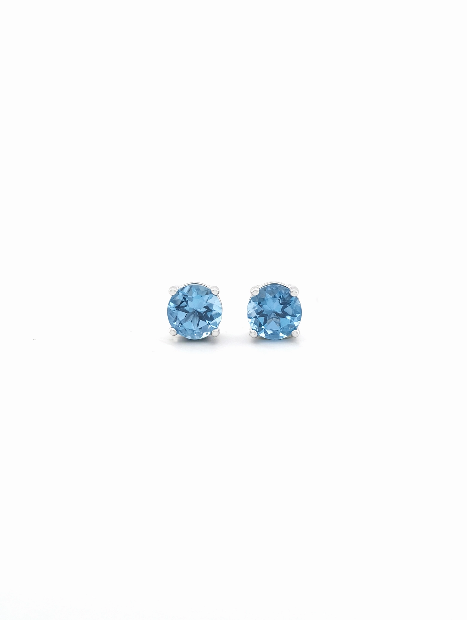 Natural Blue Topaz 4-Prong Solitaire S925 Stud Earrings