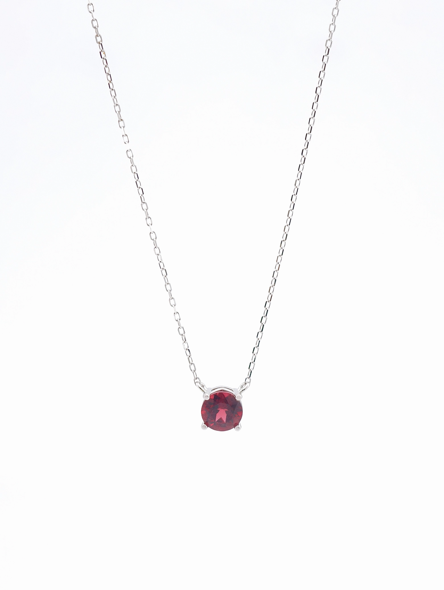 Natural Pyrope Garnet 4-Prong Solitaire Pendant Necklace S925