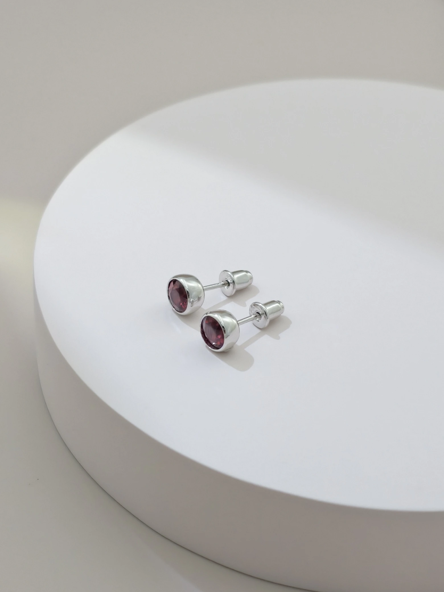 Natural Pyrope Garnet Bezel Set Solitaire S925 Stud Earrings