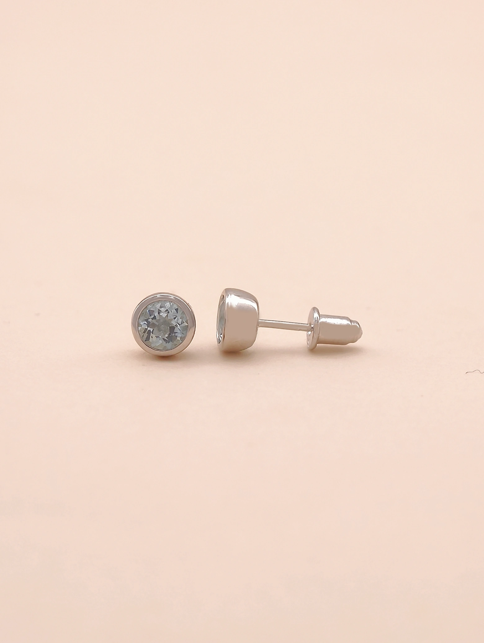 Pendientes Solitario Aguamarina Natural Engaste Bisel Plata 925