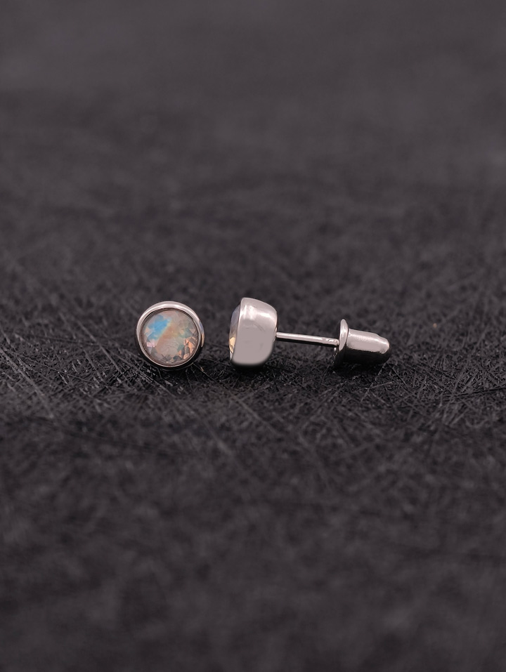 Puces d'Oreilles Solitaires Pierre de Lune Naturelle Serties Clos Argent 925