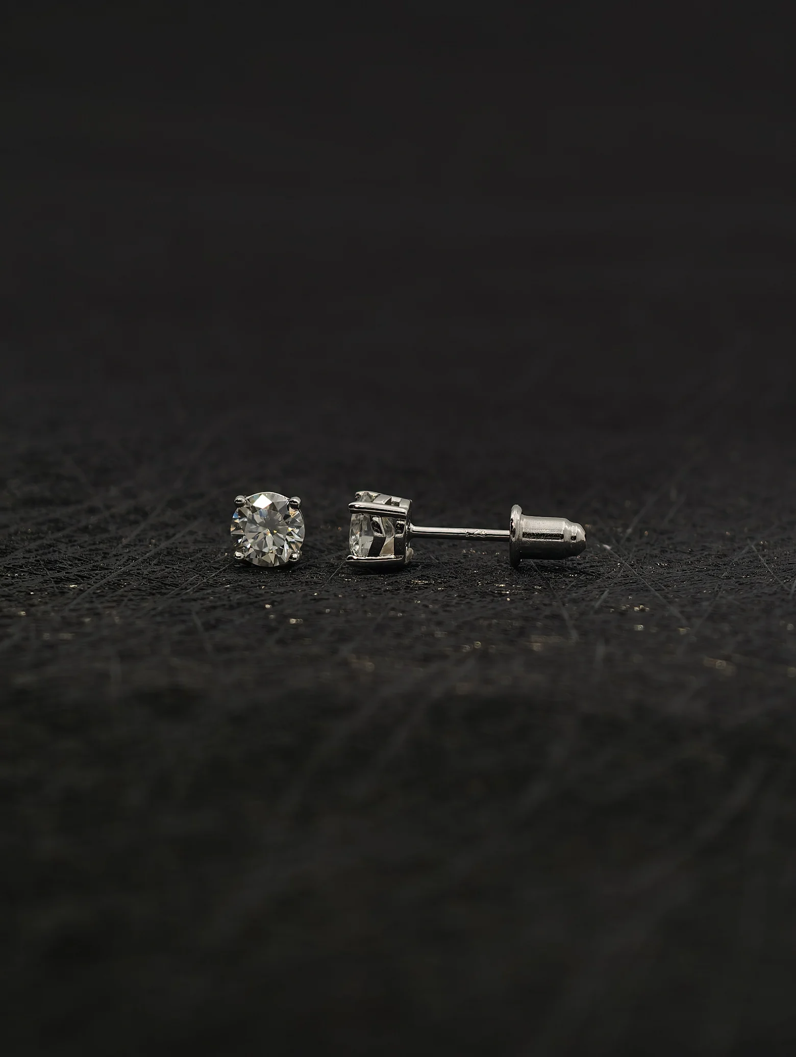 Moissanite 4-Prong Solitaire S925 Stud Earrings