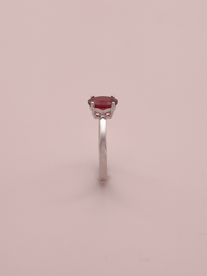 Natürlicher Granat Ovaler 6 x 8 mm Solitär 4-Krappen Ring S925