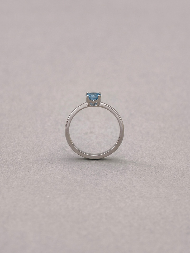 Natural Blue Topaz 5mm Round Solitaire 4-Prong Ring S925