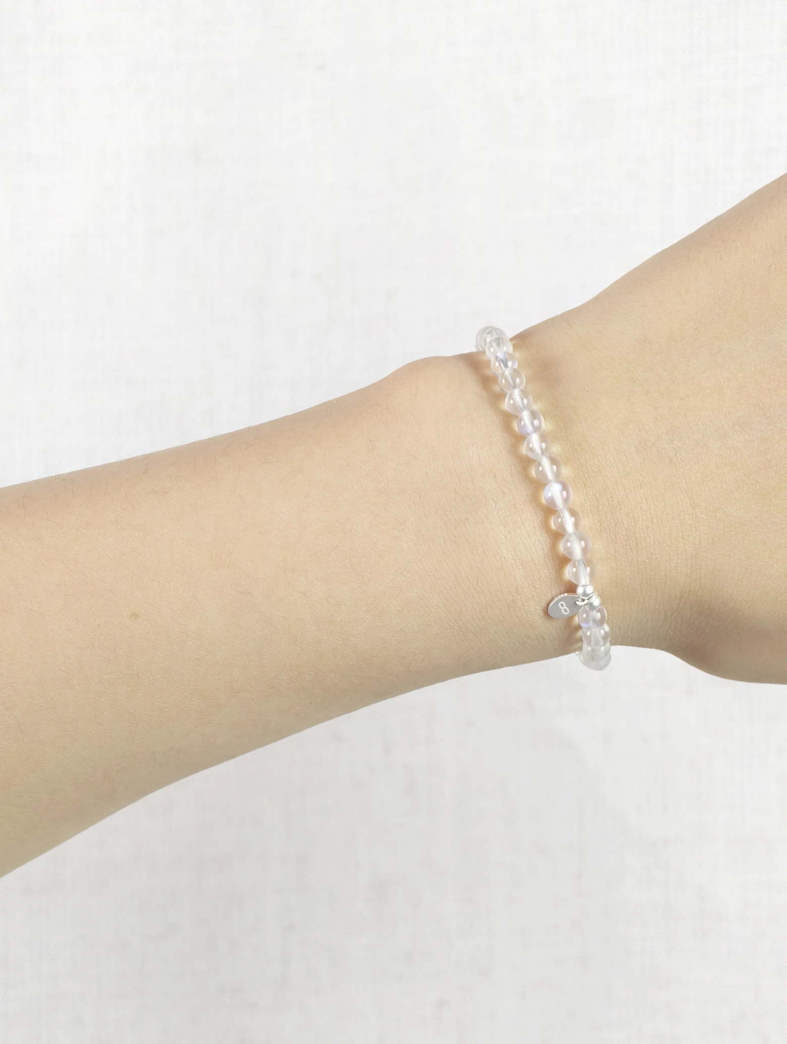 Regenbogen-Mondstein mit Blauschimmer 925er Sterlingsilber Armband