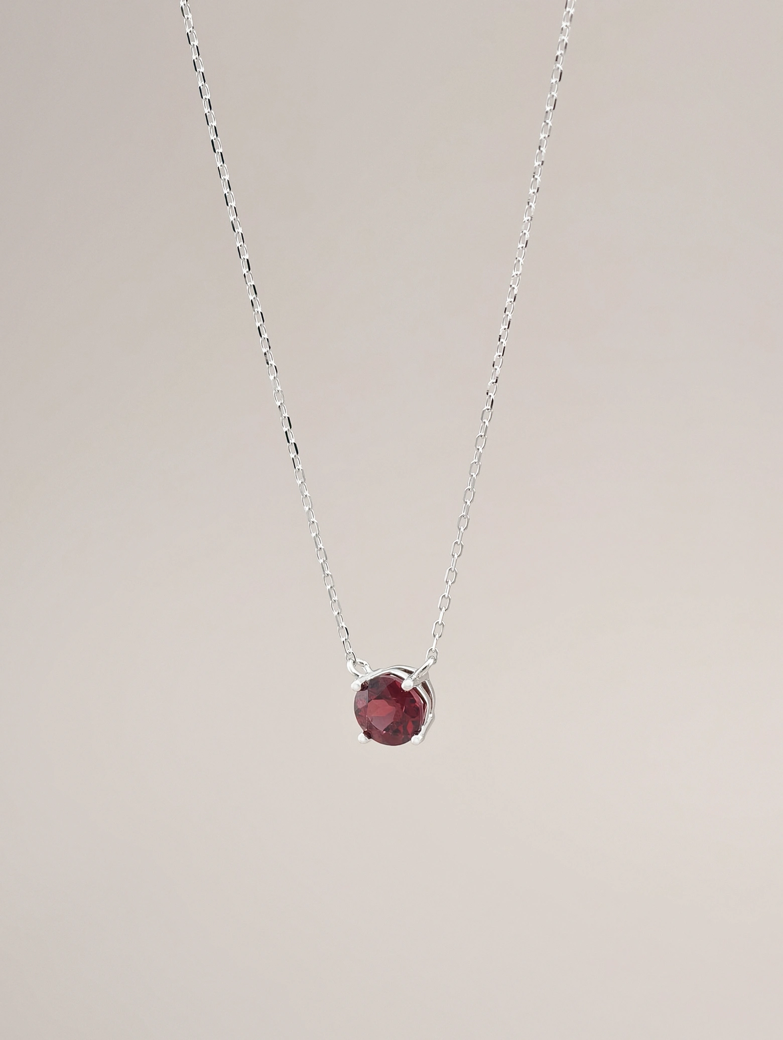 Natural Pyrope Garnet 4-Prong Solitaire Pendant Necklace S925