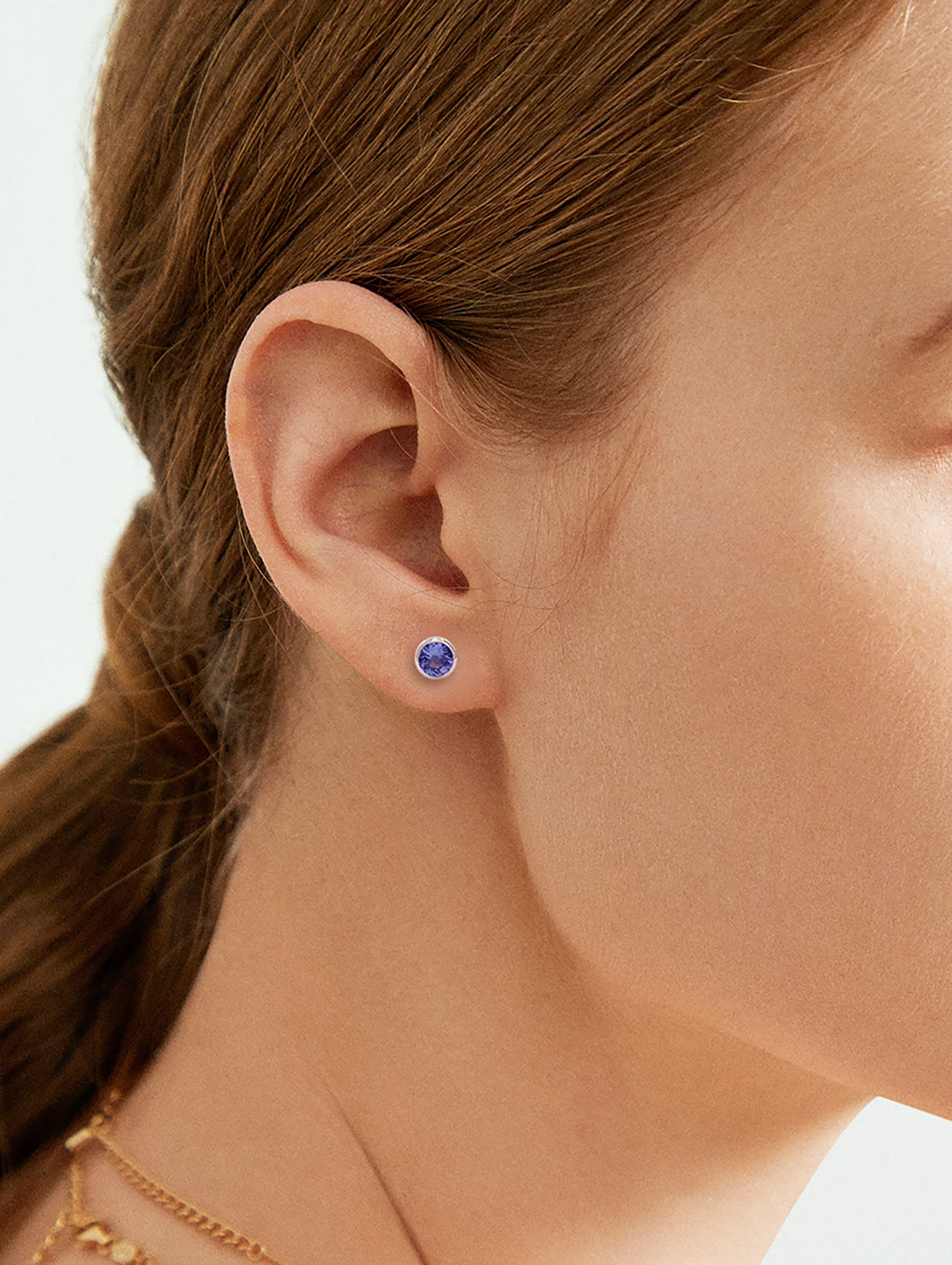 Puces d'Oreilles Solitaires Tanzanite Naturelle Serties Clos Argent 925
