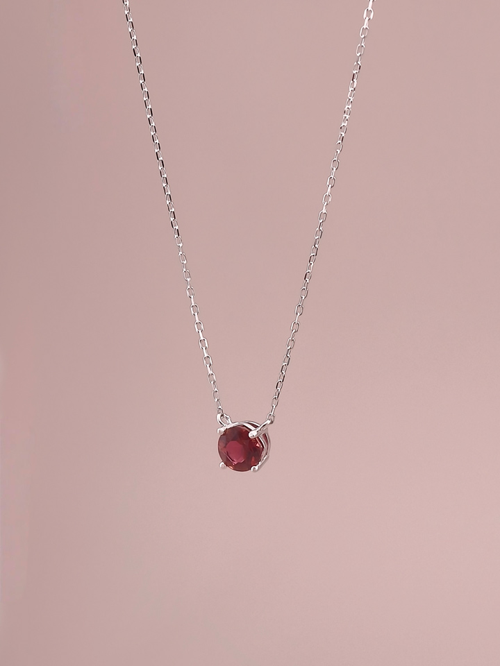 Natürlicher Rosa Turmalin Solitär Anhänger Halskette 4 Krappen S925