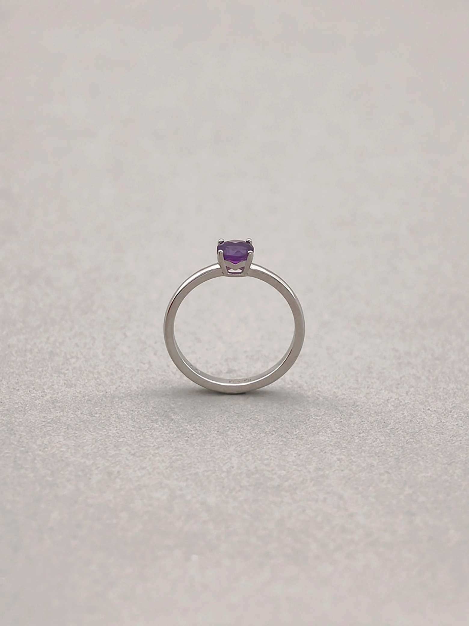 Natürlicher Amethyst Runder 5 mm Solitär 4-Krappen Ring S925
