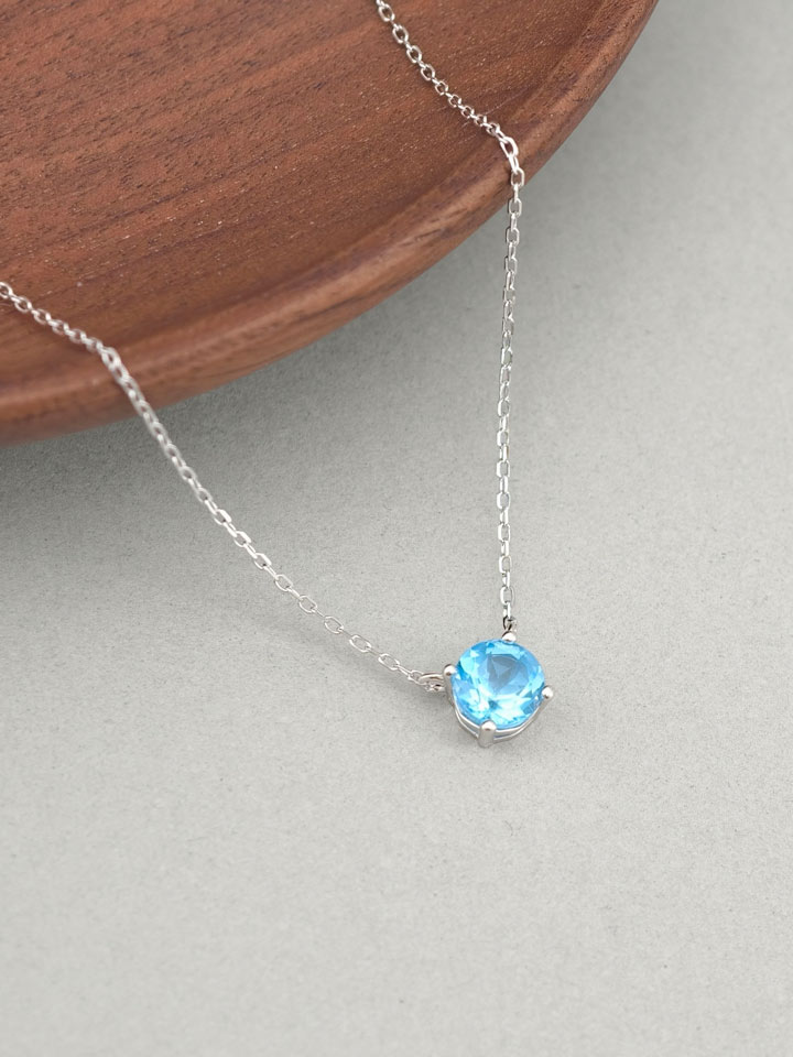 Collier Pendentif Solitaire Topaze Bleue Naturelle 4 Griffes Argent 925