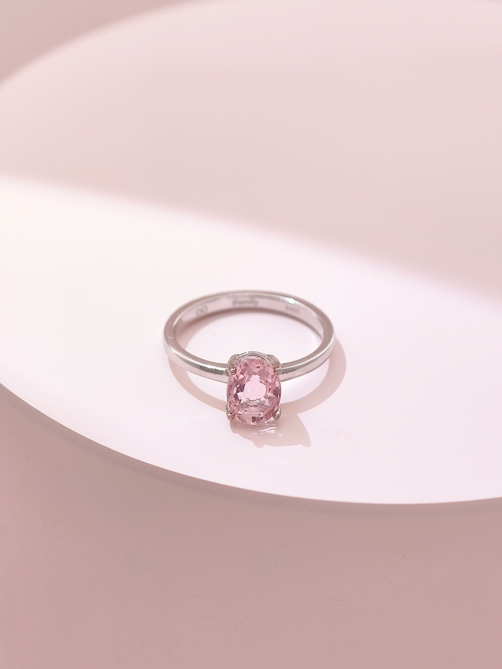 Anillo Solitario Turmalina Rosa Natural Ovalada 6 x 8 mm 4 Garras Plata 925