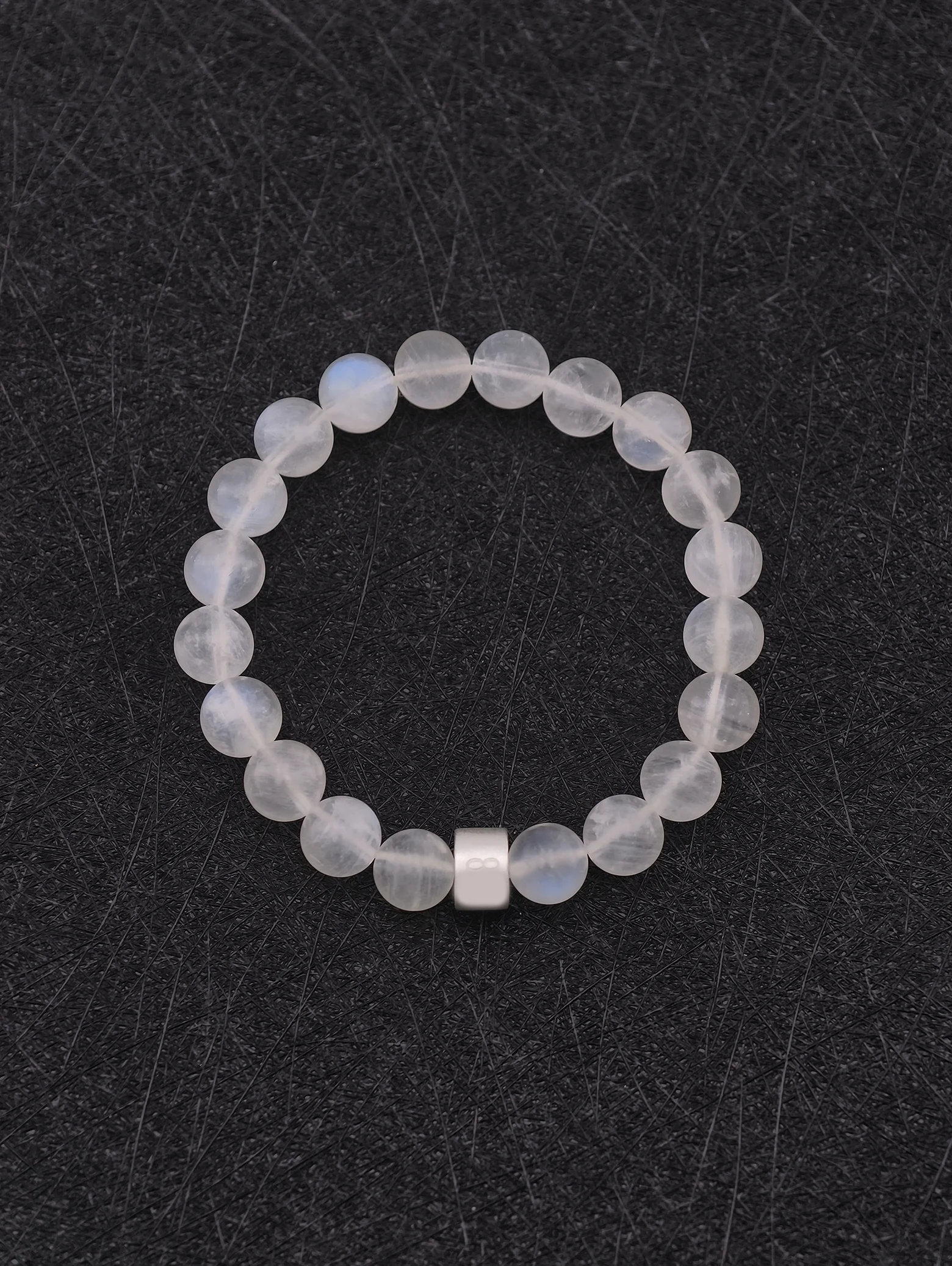 Regenbogen-Mondstein mit Blauschimmer Armband mit 925er Silber Röhrchen