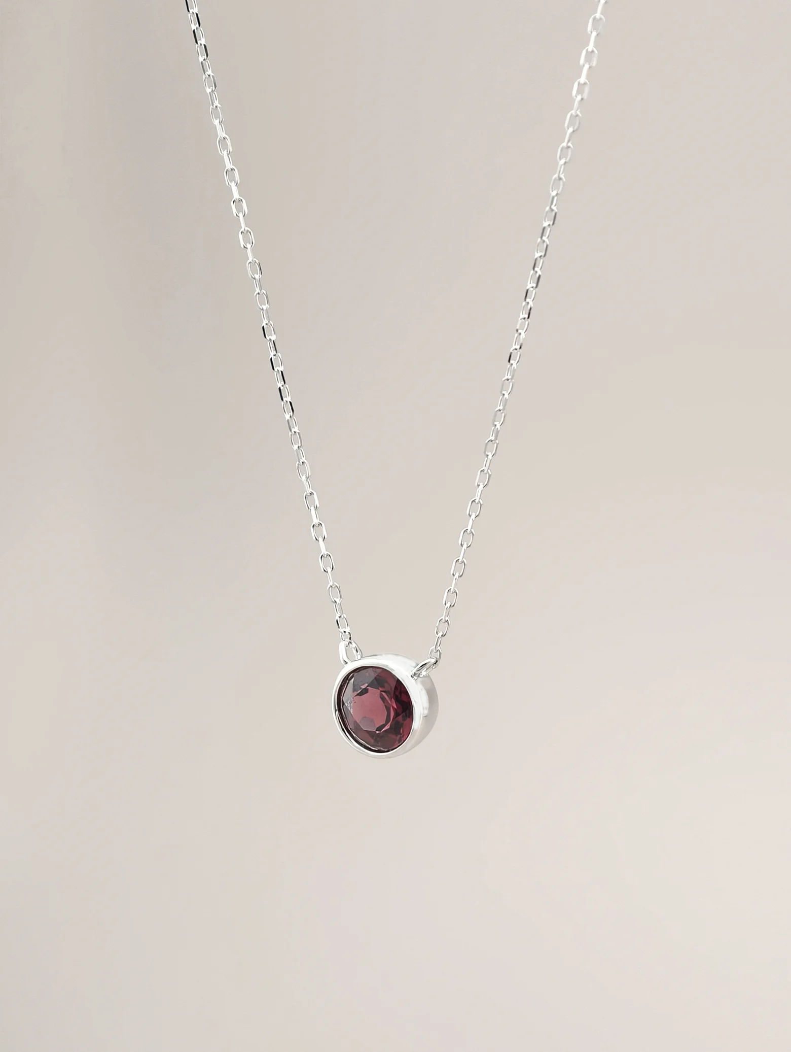 Natural Pyrope Garnet Bezel Solitaire Pendant Necklace S925