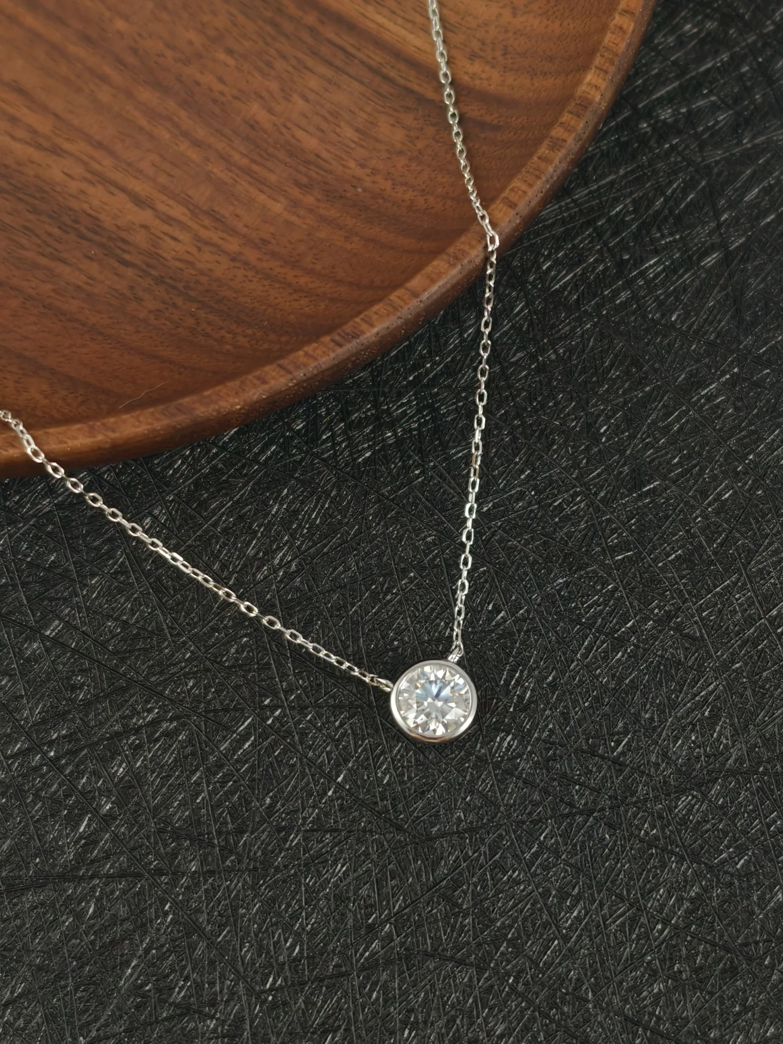 Collar Colgante Solitario Moissanita Engaste Bisel Plata 925