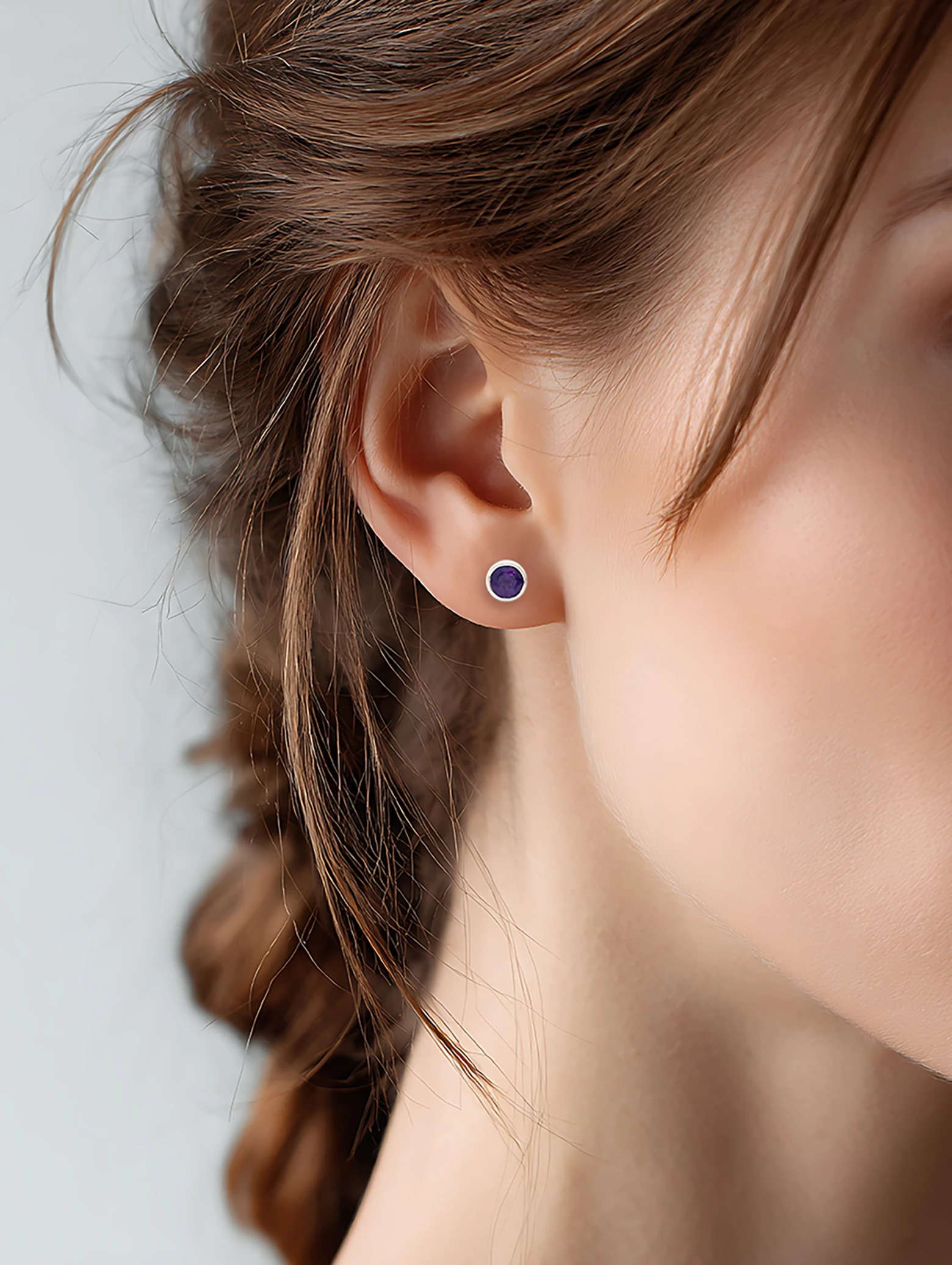 Puces d'Oreilles Solitaires Améthyste Naturelle Serties Clos Argent 925