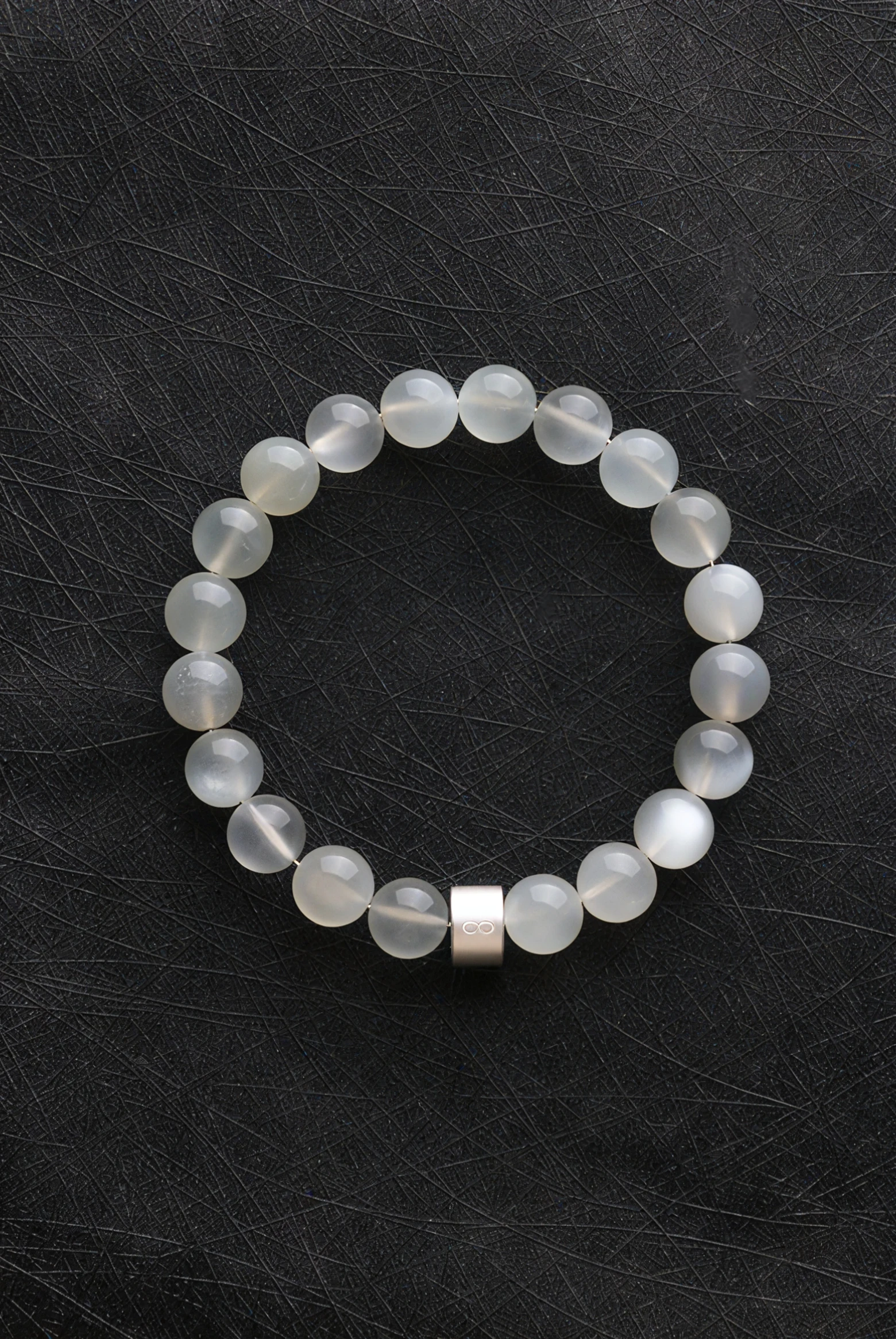 Pulsera de Piedra Luna Arcoíris con Destello Blanco y Tubos de Plata 925