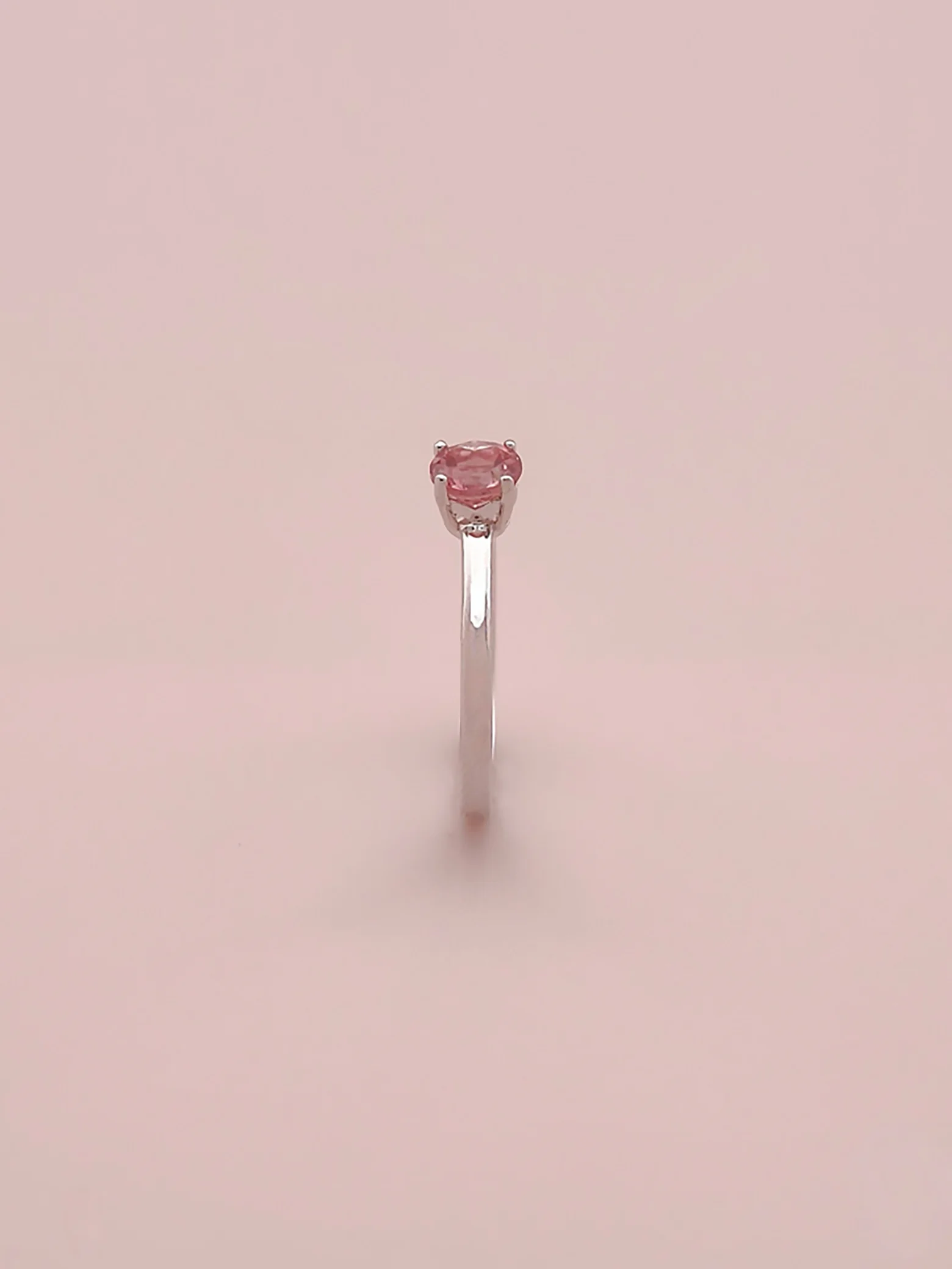 Natürlicher Rosa Turmalin Runder 5 mm Solitär 4-Krappen Ring S925
