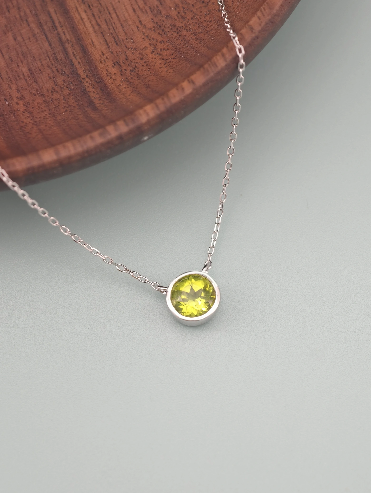 Collar Colgante Solitario Peridoto Natural Engaste Bisel Plata 925