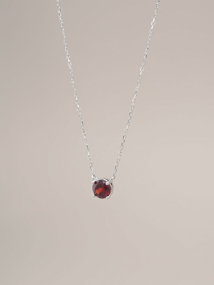 Natural Garnet 4-Prong Solitaire Pendant Necklace S925