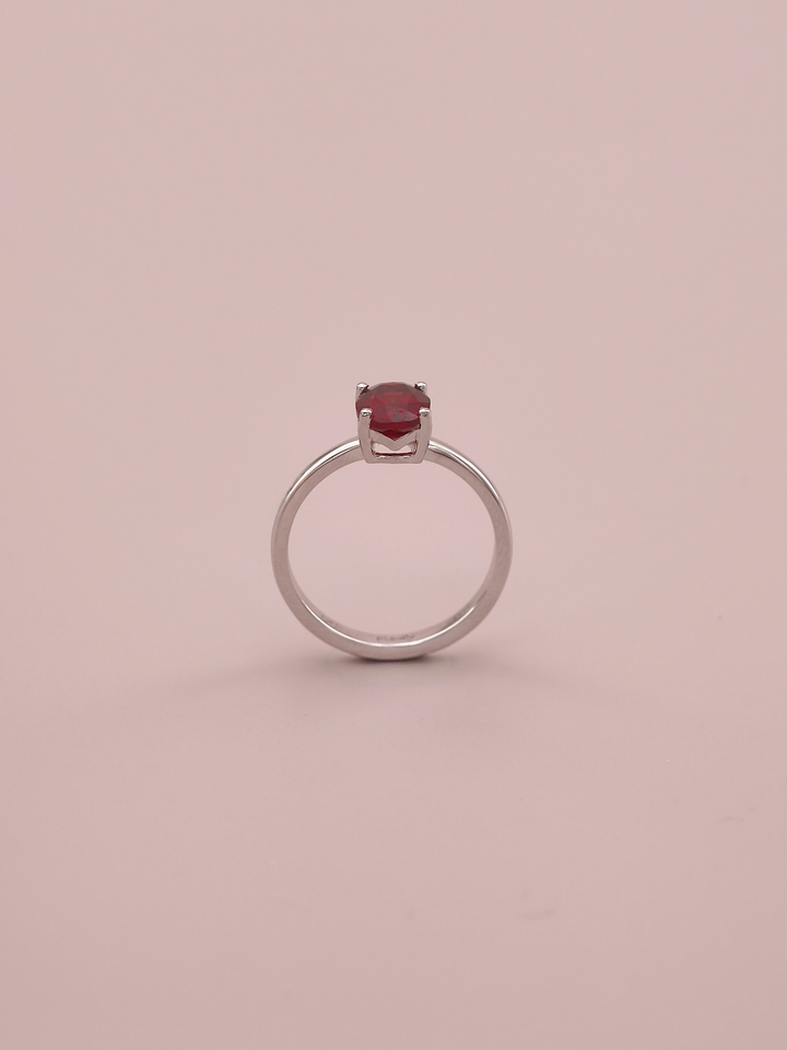 Natürlicher Granat Ovaler 6 x 8 mm Solitär 4-Krappen Ring S925