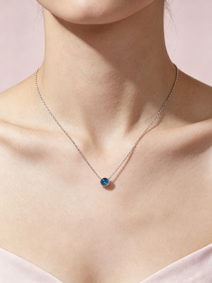 Natural London Blue Topaz Bezel Solitaire Pendant Necklace S925