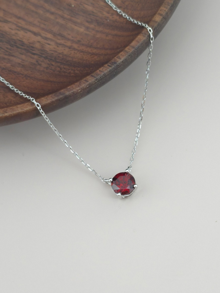 Natural Garnet 4-Prong Solitaire Pendant Necklace S925